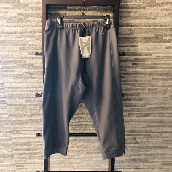 Nike Pants - Nike Dri Fit Athletic workout Capris